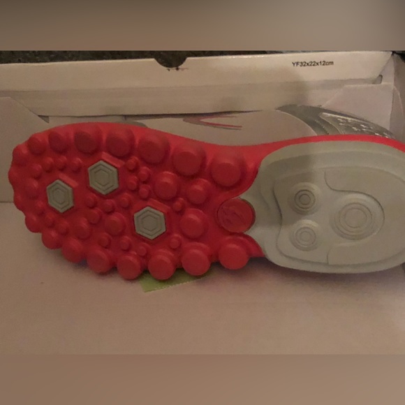 G-DEFY Gamma-Ray Athletic Shoe - Picture 3 of 8